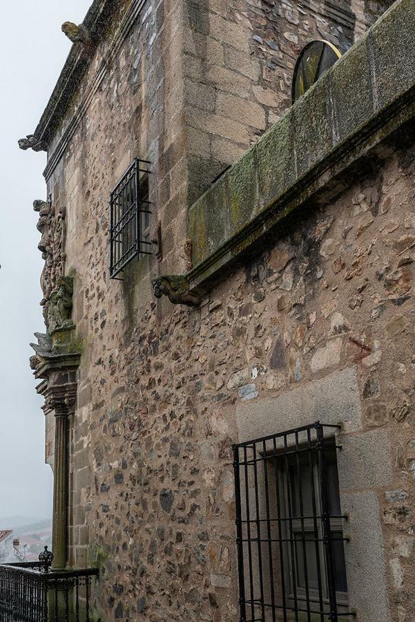 Domus Seleqtia Plaza De Santiago Apartment Caceres Bagian luar foto